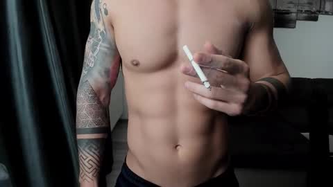 Snapshot of richarddarell chatting on September 19, 4:03 am RichardDarell online show from September 19, 4:03 am