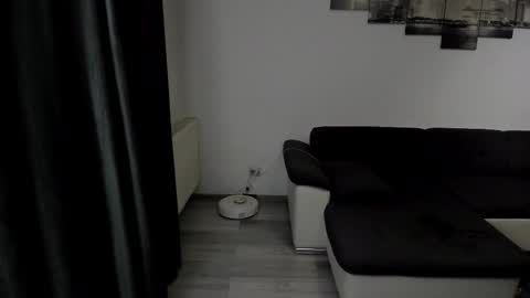 Snapshot of richarddarell chatting on October 8, 4:43 am RichardDarell online show from October 8, 4:43 am