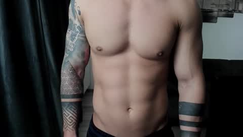 Snapshot of richarddarell chatting on October 12, 6:12 am RichardDarell online show from October 12, 6:12 am