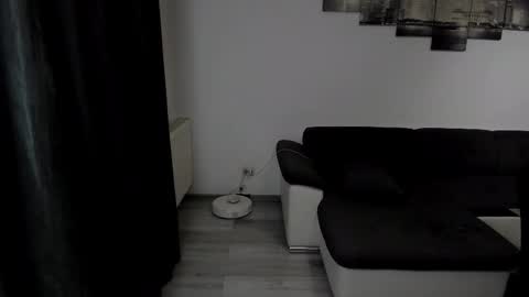 Snapshot of richarddarell chatting on October 28, 5:33 am RichardDarell online show from October 28, 5:33 am