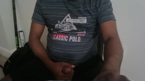 richardlivi28 online show from February 6, 10:21 pm