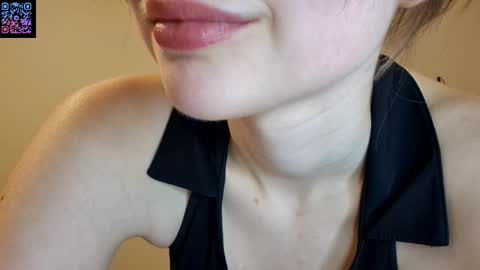 Luna online show from March 19, 5:39 pm