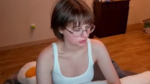 Luna online show from June 4, 6:47 pm