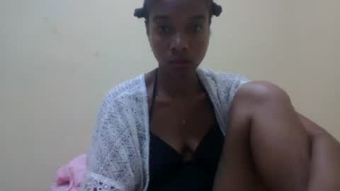 Snapshot of richella34 chatting on June 4, 7:47 am richella34 online show from June 4, 7:47 am