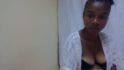 Snapshot of richella34 chatting on June 8, 1:28 am richella34 online show from June 8, 1:28 am