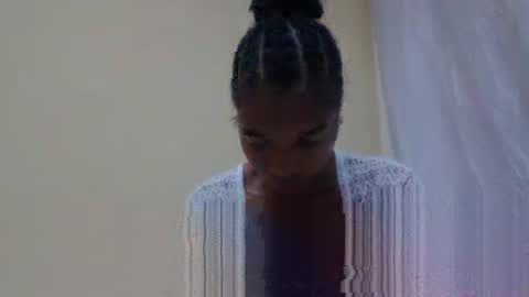 Snapshot of richella34 chatting on June 8, 1:33 pm richella34 online show from June 8, 1:33 pm