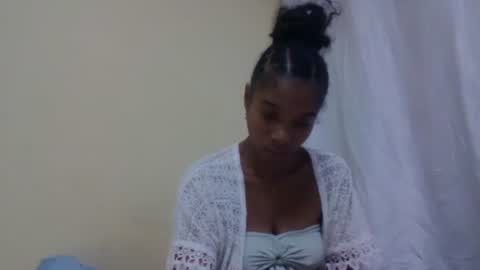 Snapshot of richella34 chatting on June 9, 8:53 pm richella34 online show from June 9, 8:53 pm