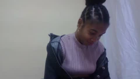 Snapshot of richella34 chatting on June 10, 9:08 am richella34 online show from June 10, 9:08 am