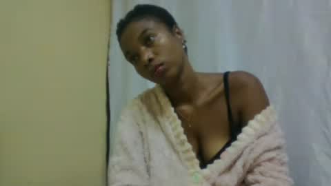 Snapshot of richella34 chatting on June 14, 2:41 pm richella34 online show from June 14, 2:41 pm