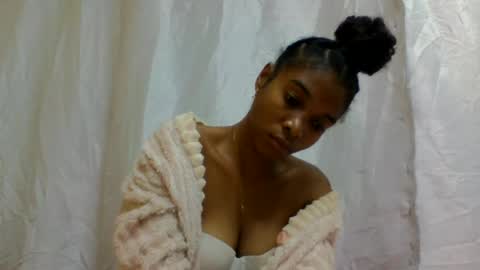 richella34 online show from July 25, 3:37 am