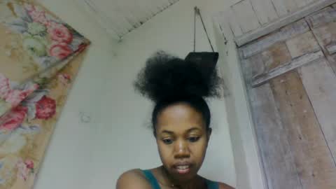 Snapshot of richetera chatting on June 14, 2:24 am richetera online show from June 14, 2:24 am