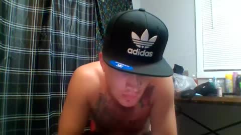 Snapshot of richierich813 chatting on March 9, 3:11 am richierich813 online show from March 9, 3:11 am