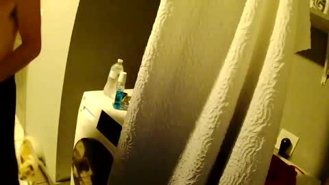 Snapshot of richierich813 chatting on October 5, 5:50 am richierich813 online show from October 5, 5:50 am