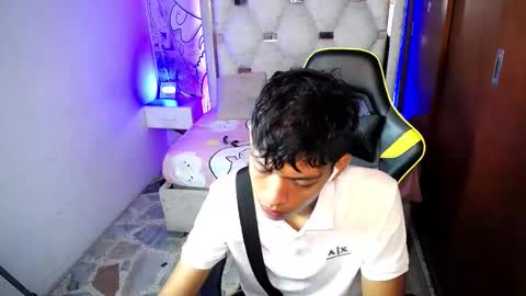 Rick oficiall online show from January 18, 12:09 pm