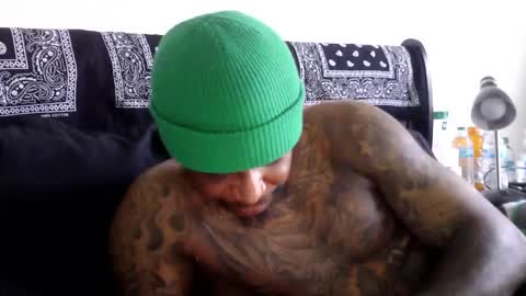 Snapshot of rickavelli chatting on March 17, 6:44 pm Rick online show from March 17, 6:44 pm