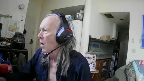 Snapshot of rickl56 chatting on April 21, 7:28 pm rickl56 online show from April 21, 7:28 pm