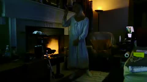 PINK HOLE TWINK online show from November 11, 6:13 am