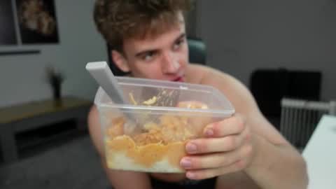 RICKY BECKO online show from November 7, 11:49 pm