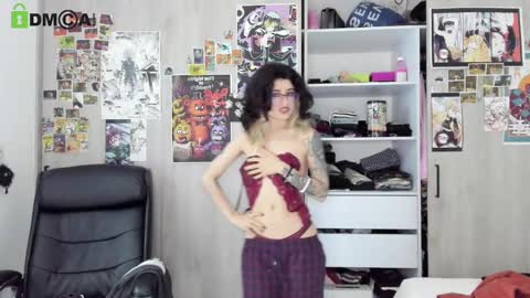 Snapshot of rickydicot_13 chatting on December 30, 1:58 am RickyDicot 13 online show from December 30, 1:58 am