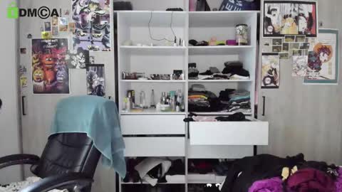 Snapshot of rickydicot_13 chatting on February 19, 2:01 am RickyDicot 13 online show from February 19, 2:01 am