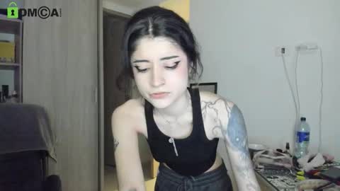 Snapshot of rickydicot_13 chatting on November 24, 1:16 am RickyDicot 13 online show from November 24, 1:16 am