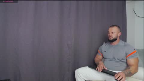 rickymiami1 online show from September 28, 6:46 pm