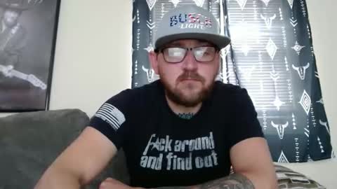 Snapshot of rickyrodeos chatting on March 17, 6:55 pm Ricky Rodeo online show from March 17, 6:55 pm