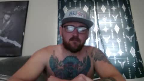 Snapshot of rickyrodeos chatting on March 21, 2:20 pm Ricky Rodeo online show from March 21, 2:20 pm