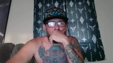 Snapshot of rickyrodeos chatting on March 26, 10:48 pm Ricky Rodeo online show from March 26, 10:48 pm