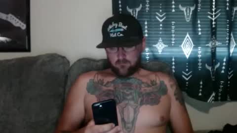 Snapshot of rickyrodeos chatting on May 20, 8:04 pm Ricky Rodeo online show from May 20, 8:04 pm