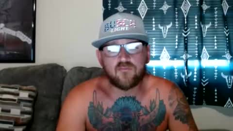 Snapshot of rickyrodeos chatting on May 31, 11:50 pm Ricky Rodeo online show from May 31, 11:50 pm