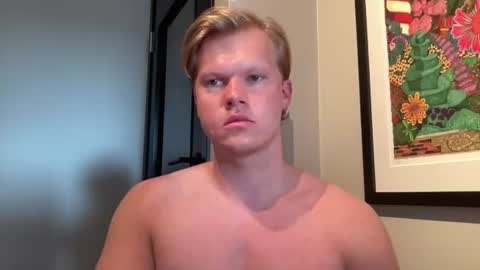 Snapshot of rico_self_facial chatting on June 19, 3:27 pm Rico online show from June 19, 3:27 pm