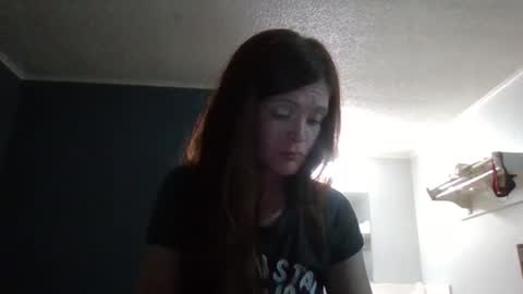 Snapshot of ridinghoodred chatting on April 29, 5:22 am ridinghoodred online show from April 29, 5:22 am