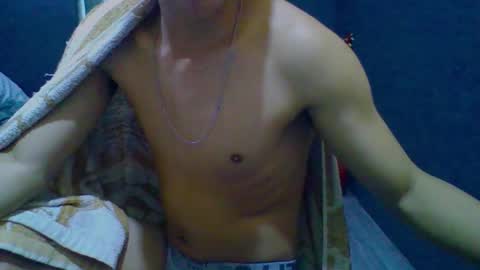 Snapshot of rignerhorn chatting on March 25, 11:38 am Rignerhorn online show from March 25, 11:38 am