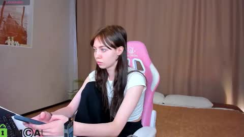 rihanna_walker online show from October 1, 1:33 am