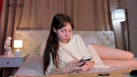 rihanna_walker online show from October 18, 1:30 am