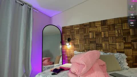 Sara online show from October 15, 10:15 am