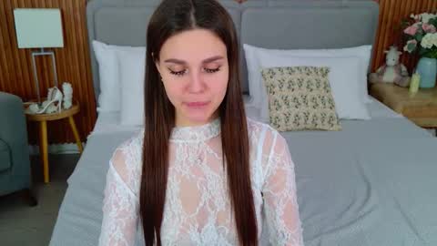 Rihanna online show from November 10, 5:23 pm