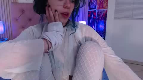 RIHONNA online show from June 13, 1:09 pm