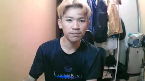 Snapshot of riiichie12 chatting on October 16, 9:43 am riiichie12 online show from October 16, 9:43 am