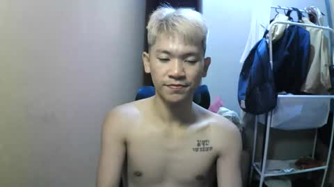 Snapshot of riiichie12 chatting on October 27, 6:45 pm riiichie12 online show from October 27, 6:45 pm