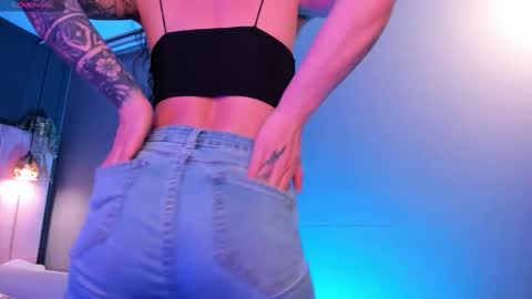 Riley online show from March 20, 9:30 pm