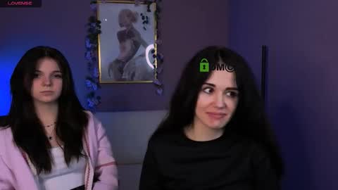 Meow online show from December 19, 9:33 pm