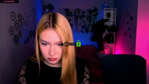 Meow online show from June 7, 7:28 pm