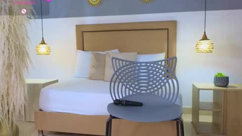 Riley Sierra online show from December 26, 12:27 pm