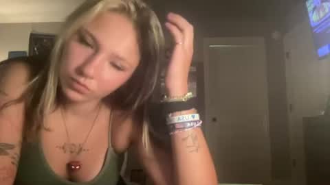 Snapshot of rileycooperrrr chatting on July 28, 12:07 am rileycooperrrr online show from July 28, 12:07 am