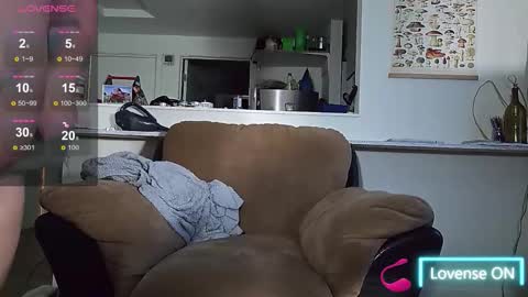 Snapshot of rileylogan chatting on February 2, 1:15 am Riley Logan online show from February 2, 1:15 am