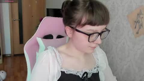 My name is Riley Like my broadcast pls 3 online show from June 12, 4:11 am