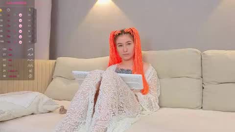Chloe online show from September 17, 5:14 pm