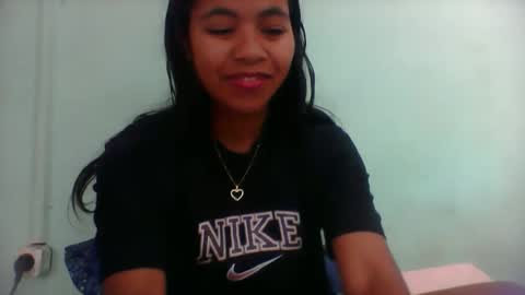 rinah856024 online show from October 26, 6:19 am